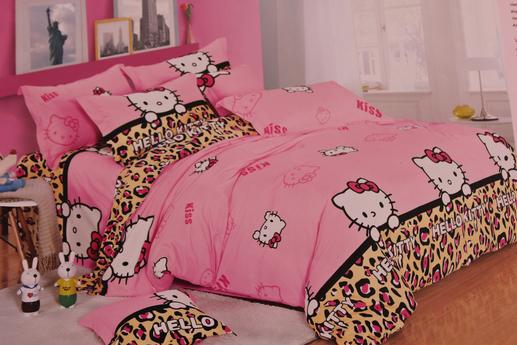 Тканина для постільної білизни, Hello Kitty, рожевий фон/леопард. Байка | Textile Plaza