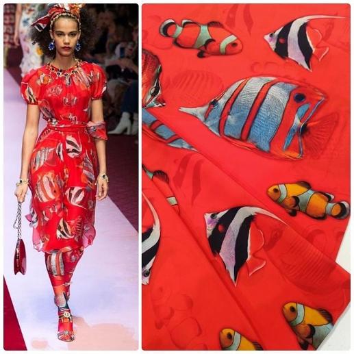 Шовк Dolce & Gabbana принт рибки на червоному фоні | Textile Plaza