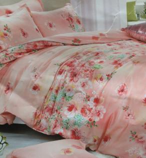 Сатин для постельного белья, цветы на нежно-розовом фоне  | Textile Plaza