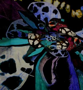 Шелк CAVALLI принт бабочка-цветок в черно-синих тонах | Textile Plaza