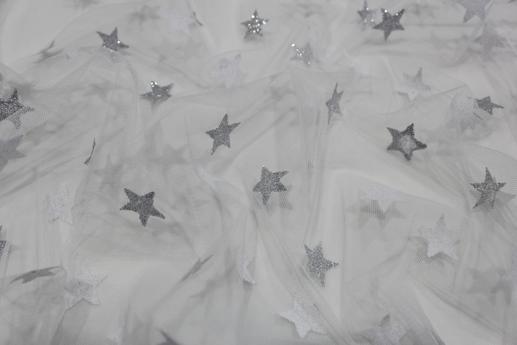 Сетка жаккард серебряные звезды на белом | Textile Plaza