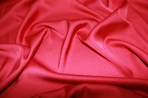 Шелк ARMANI насыщенный красный | Textile Plaza