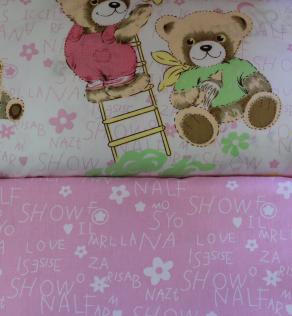 Ткань для детского постельного белья, мишки, розовые надписи | Textile Plaza