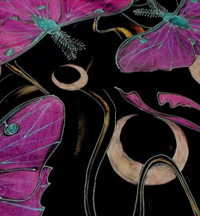 Креп-шелк фиолетовые бабочки  на черном фоне | Textile Plaza
