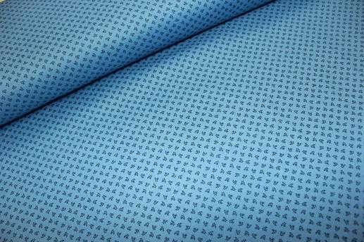 Бавовна кольорова дрібні листочки на блакитному тлі | Textile Plaza
