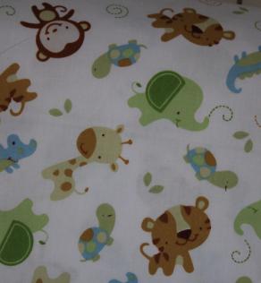 Ткань для детского постельного белья, животные сафари на белом фоне | Textile Plaza