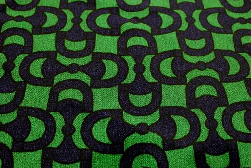 Шелк GUCCI синий абстрактный принт на зеленом фоне | Textile Plaza