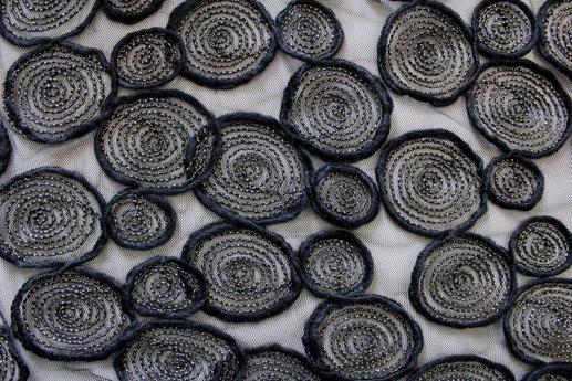 Сетка вышивка черная, круги | Textile Plaza