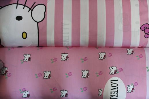 Тканина для дитячої постільної білизни, Hello Kitty, рожево-білі смуги | Textile Plaza