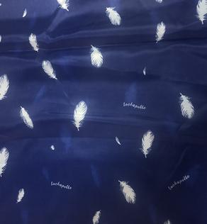Подкладочная ткань нейлон, принт перо на синем  | Textile Plaza