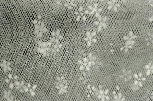 Фатин жаккард, квіточки, білий | Textile Plaza