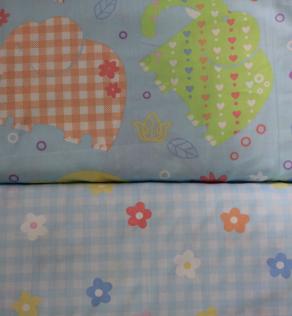 Ткань для детского постельного белья, слоники на голубом фоне | Textile Plaza